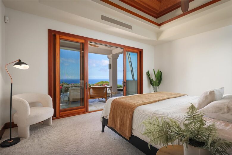Ultra-Luxury Living on the Kona Coast - Kealakekua, Hawaii