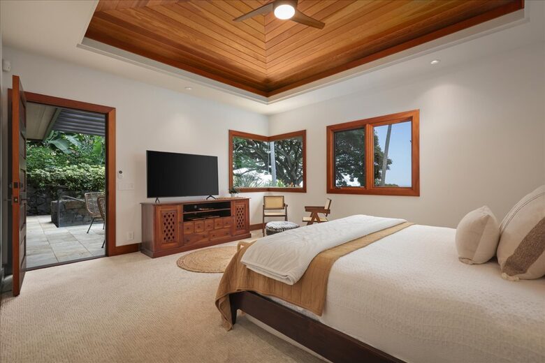 Ultra-Luxury Living on the Kona Coast - Kealakekua, Hawaii