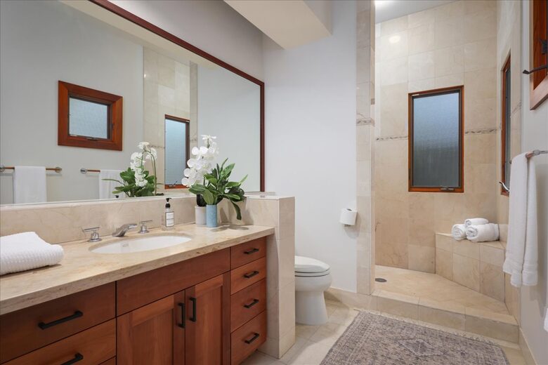 Ultra-Luxury Living on the Kona Coast - Kealakekua, Hawaii