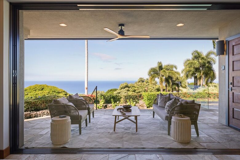 Ultra-Luxury Living on the Kona Coast - Kealakekua, Hawaii