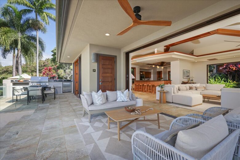 Ultra-Luxury Living on the Kona Coast - Kealakekua, Hawaii