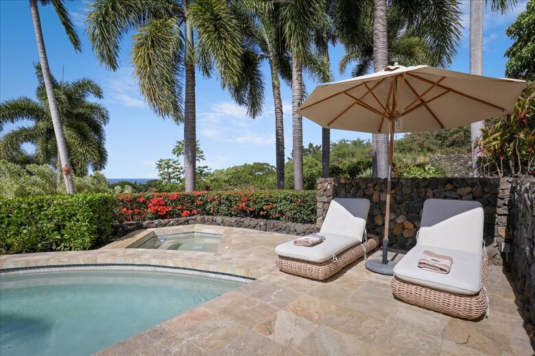 Ultra-Luxury Living on the Kona Coast - Kealakekua, Hawaii