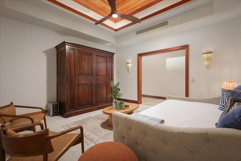 Ultra-Luxury Living on the Kona Coast - Kealakekua, Hawaii