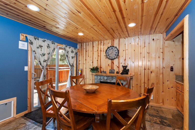 Altitude Adjustment - Lake and Slopes Getaway - Big Bear Lake, California