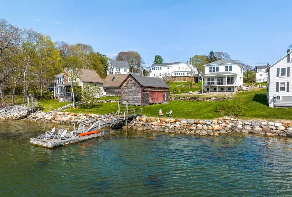 The Boathouse Theater Residence - Boothbay Harbor, Maine