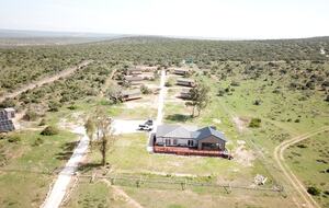 Exclusive Off-Grid Lodge Near Addo National Park - Addo, South Africa