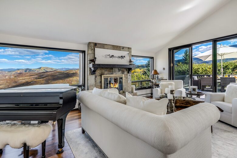 Snowmass Village Estate with Panoramic Views - Snowmass Village, Colorado
