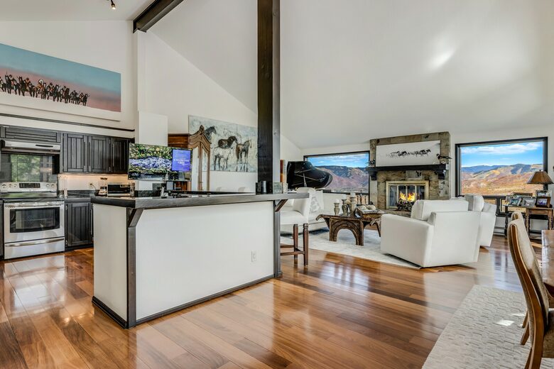 Snowmass Village Estate with Panoramic Views - Snowmass Village, Colorado