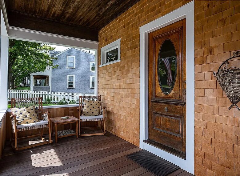 Charming Cottage Escape in the Heart of Nantucket - Nantucket, Massachusetts