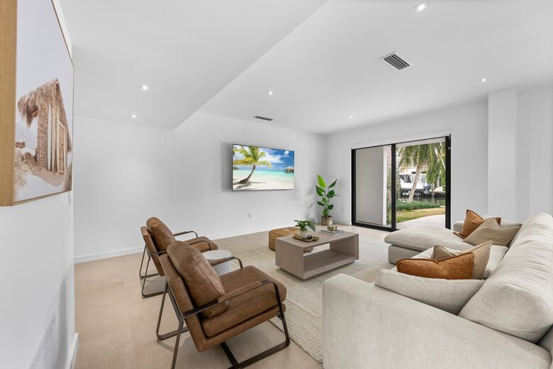 Intracoastal Grandeur | A Premier Waterfront Retreat in Fort Lauderdale - Fort Lauderdale, Florida