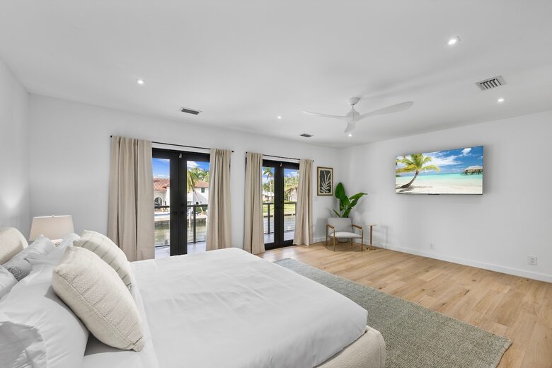 Intracoastal Grandeur | A Premier Waterfront Retreat in Fort Lauderdale - Fort Lauderdale, Florida