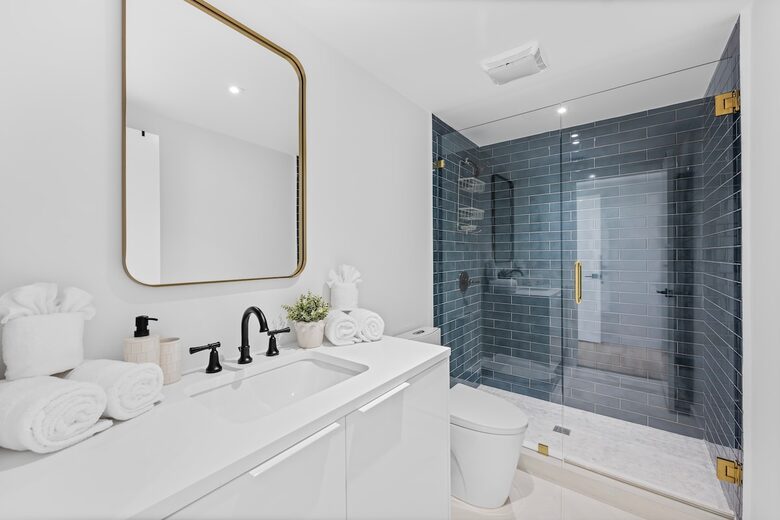 Intracoastal Grandeur | A Premier Waterfront Retreat in Fort Lauderdale - Fort Lauderdale, Florida