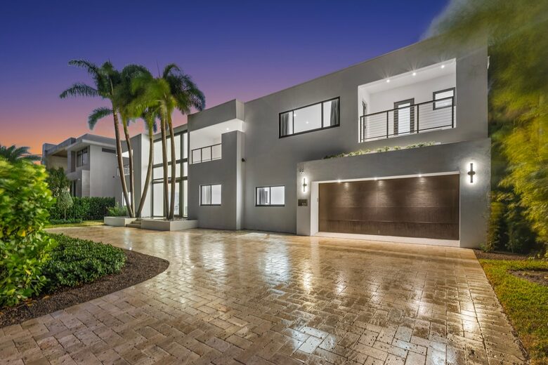 Intracoastal Grandeur | A Premier Waterfront Retreat in Fort Lauderdale - Fort Lauderdale, Florida