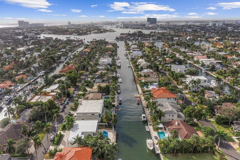 Intracoastal Grandeur | A Premier Waterfront Retreat in Fort Lauderdale - Fort Lauderdale, Florida