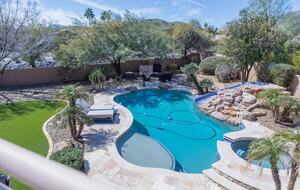 Desert Oasis with Pool, Spa, Putting Green & Pickleball - Phoenix, Arizona
