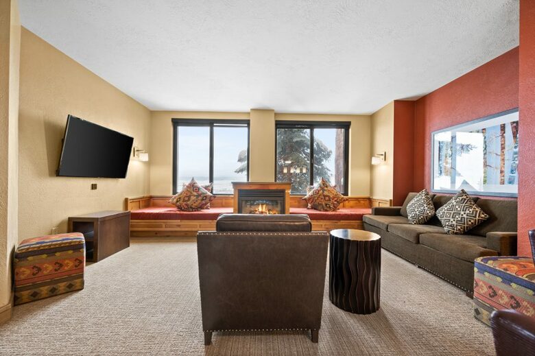 Ground-Level Condo in Park City’s Canyons Village with Panoramic Vistas - Park City, Utah
