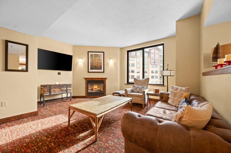 Ground-Level Condo in Park City’s Canyons Village with Panoramic Vistas - Park City, Utah