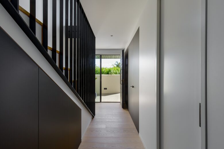 Contemporary Coastal Elegance on Waiheke Island - Waiheke Island, New Zealand