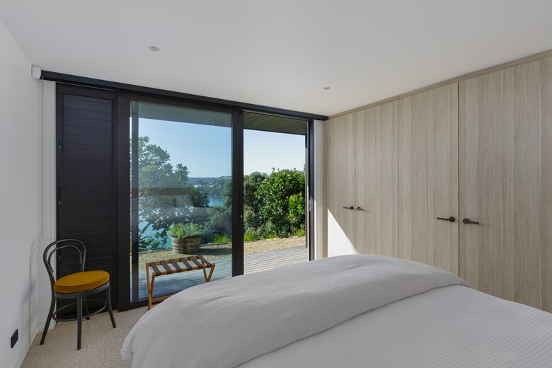 Guest bedroom with King Bed