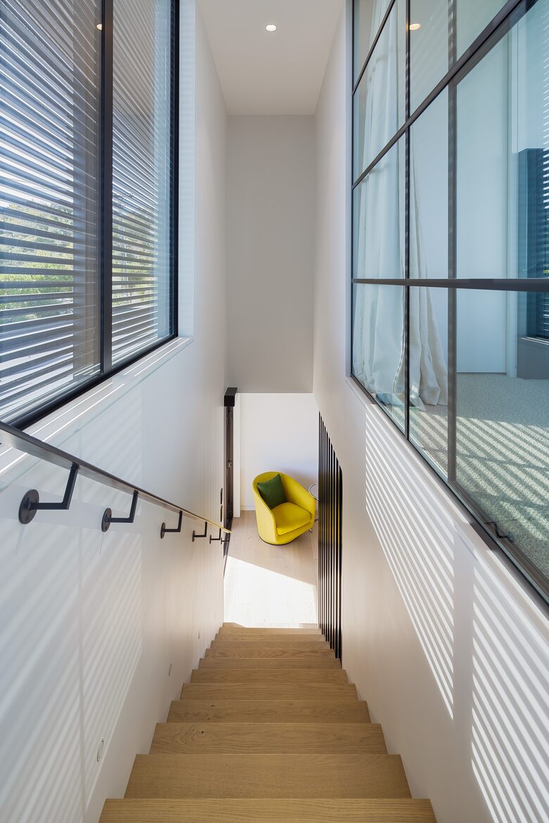 Contemporary Coastal Elegance on Waiheke Island - Waiheke Island, New Zealand