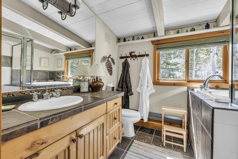 master bsathroom. Japanese soaking tub