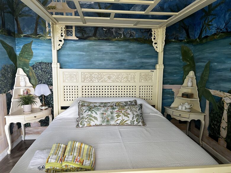 Villa La Nuvola, a seaside sanctuary. - Manila (Greater Manila), Philippines
