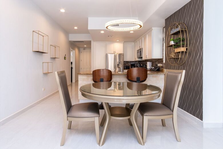 Sixth-Floor Oceanfront Retreat with Expansive Patio & Golf Access - Puerto Penasco, Mexico