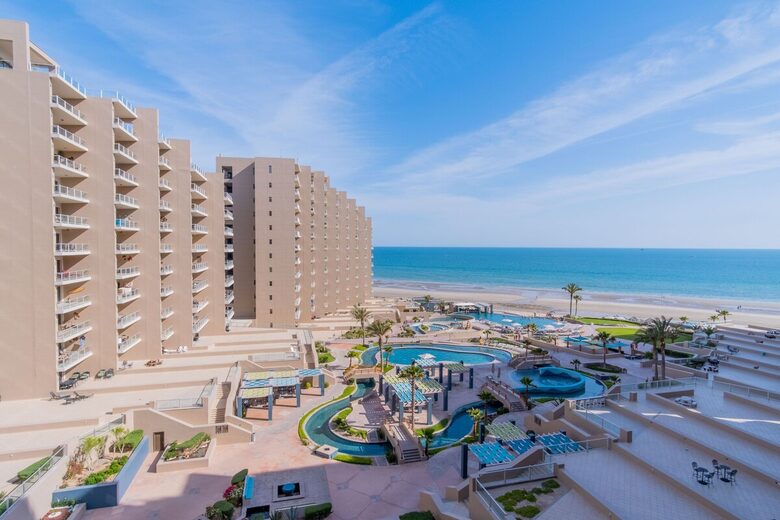 Sixth-Floor Oceanfront Retreat with Expansive Patio & Golf Access - Puerto Penasco, Mexico