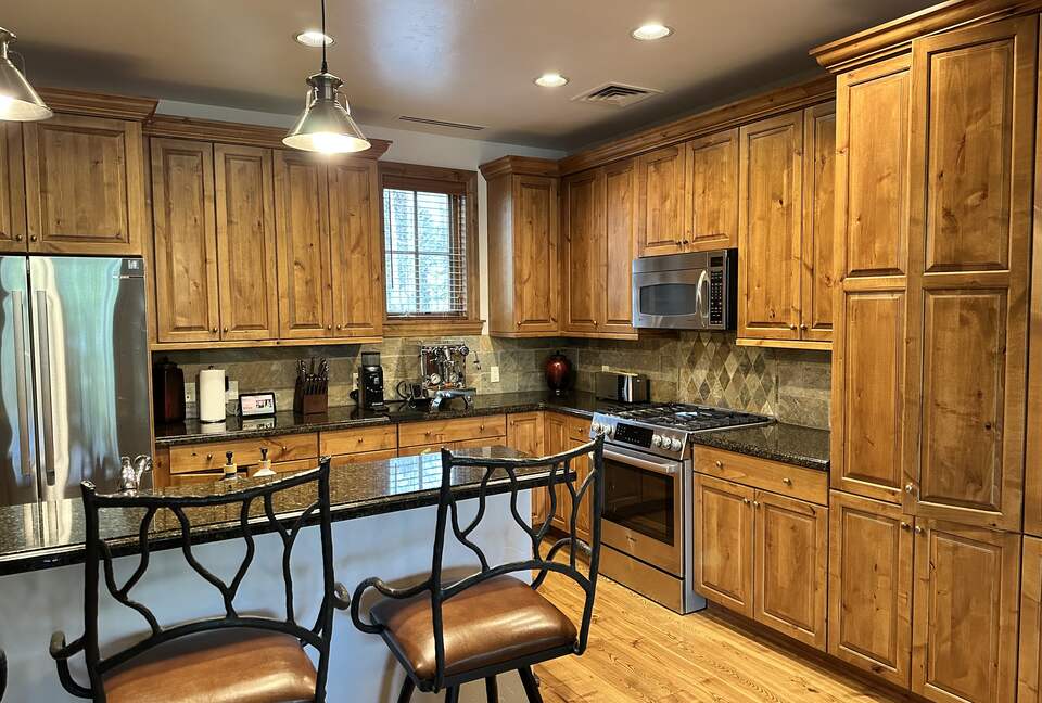 Elegant Ski-In/Ski-Out Retreat with Mountain and Lake Views - Beaver Creek, Colorado