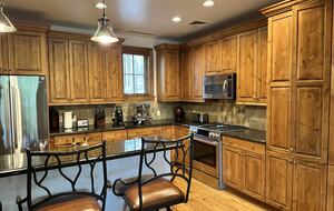 Elegant Ski-In/Ski-Out Retreat with Mountain and Lake Views - Beaver Creek, Colorado