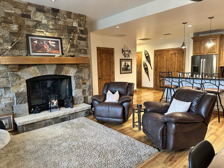 Elegant Ski-In/Ski-Out Retreat with Mountain and Lake Views - Beaver Creek, Colorado