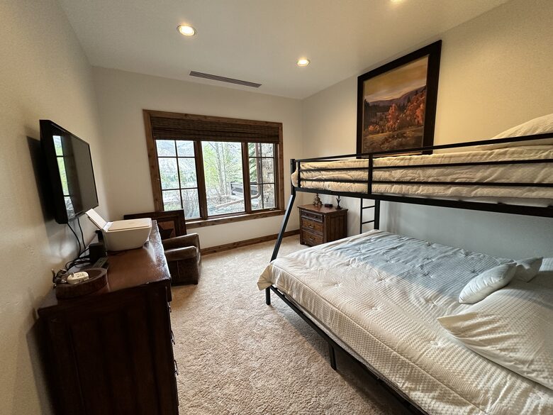 Elegant Ski-In/Ski-Out Retreat with Mountain and Lake Views - Beaver Creek, Colorado