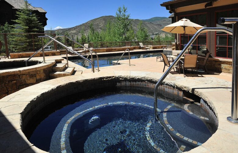 Elegant Ski-In/Ski-Out Retreat with Mountain and Lake Views - Beaver Creek, Colorado