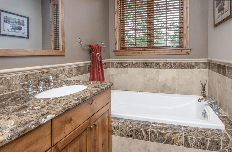 Elegant Ski-In/Ski-Out Retreat with Mountain and Lake Views - Beaver Creek, Colorado