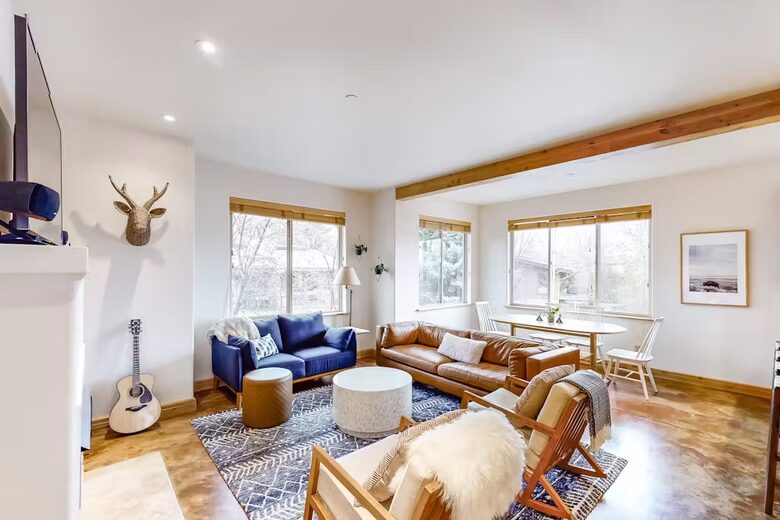 Stylish Sun Valley Retreat Near Slopes, Trails & Downtown Charm - Ketchum, Idaho