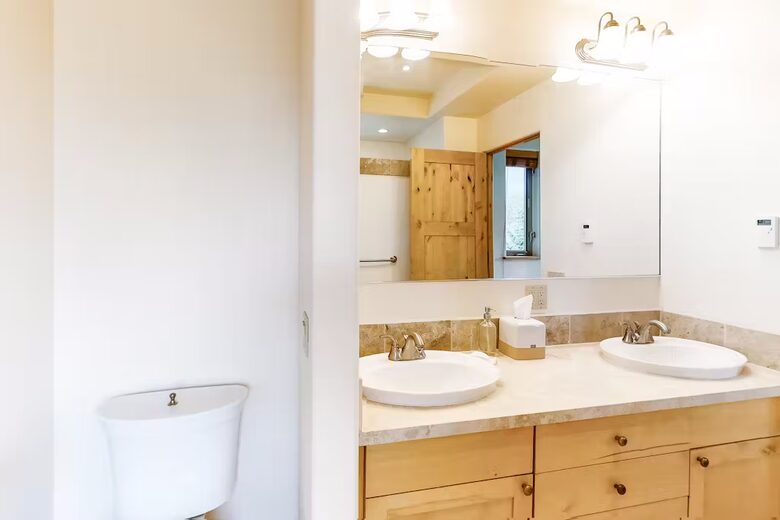 Stylish Sun Valley Retreat Near Slopes, Trails & Downtown Charm - Ketchum, Idaho