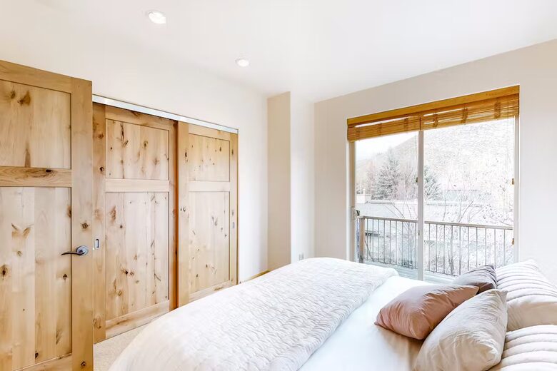 Stylish Sun Valley Retreat Near Slopes, Trails & Downtown Charm - Ketchum, Idaho