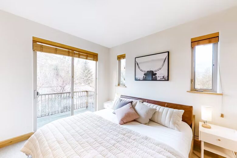 Stylish Sun Valley Retreat Near Slopes, Trails & Downtown Charm - Ketchum, Idaho