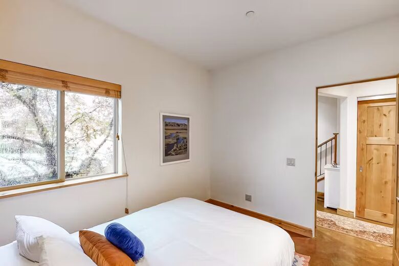 Stylish Sun Valley Retreat Near Slopes, Trails & Downtown Charm - Ketchum, Idaho