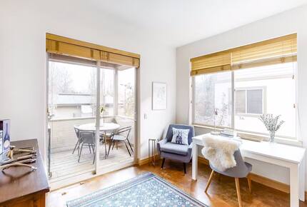 Stylish Sun Valley Retreat Near Slopes, Trails & Downtown Charm - Ketchum, Idaho