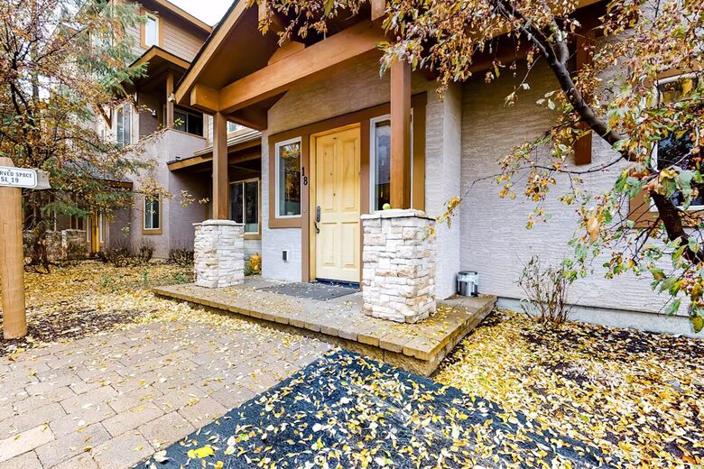 Stylish Sun Valley Retreat Near Slopes, Trails & Downtown Charm - Ketchum, Idaho