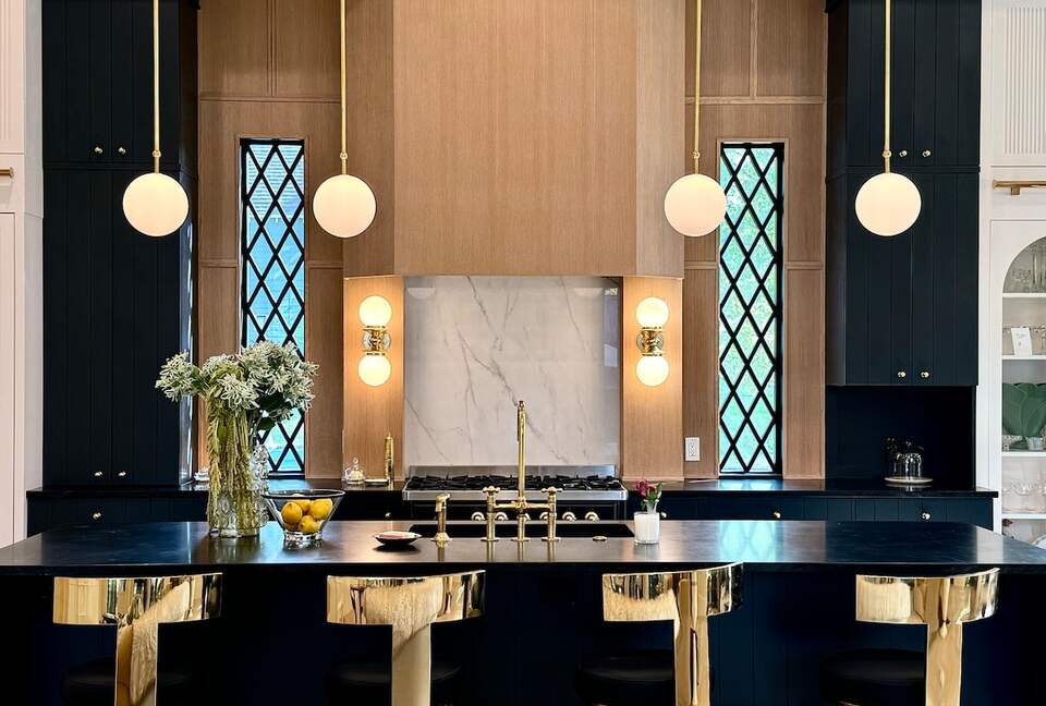 Timeless Elegance in Coeur d’Alene’s Historic Garden District - Coeur d'Alene, Idaho