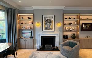 Luxurious Chelsea Retreat with Garden Square Access - London, United Kingdom