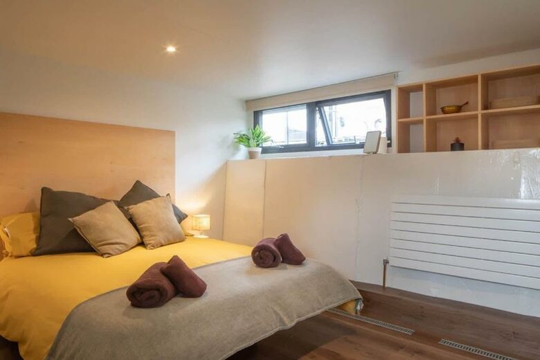 Bembridge Houseboat "Eleuthera" - Bembridge, United Kingdom