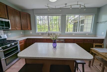 Peaceful Retreat Near Harpers Ferry and Loudoun Wineries - Lovettsville, Virginia