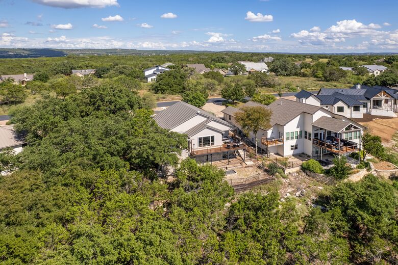 Charming Hill Country Retreat with Lake Travis Views - Spicewood, Texas