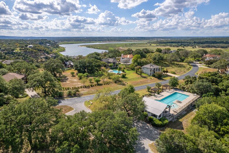 Charming Hill Country Retreat with Lake Travis Views - Spicewood, Texas