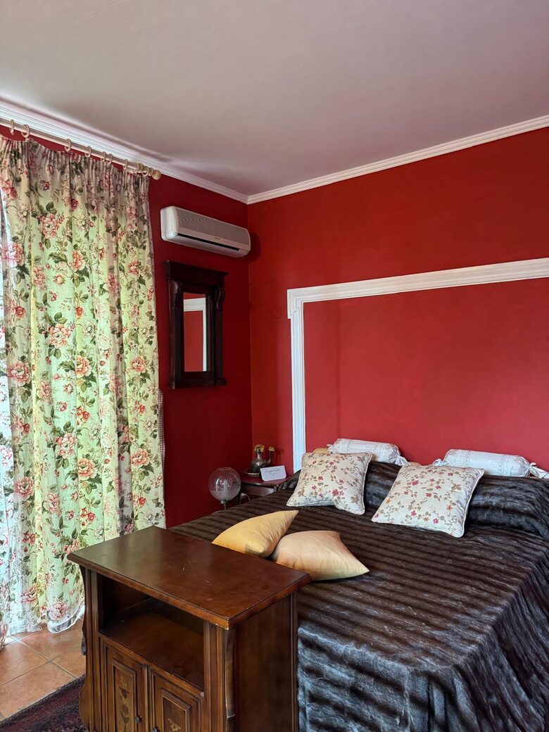Tranquil Roman Escape with Private Outdoor Living - Gallicano nel Lazio, Italy