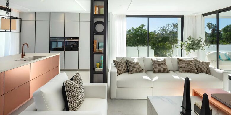 Elevated Elegance in Marbella’s Prestigious Golf Valley - Marbella, Spain