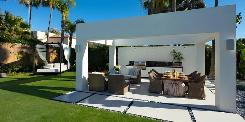Elevated Elegance in Marbella’s Prestigious Golf Valley - Marbella, Spain